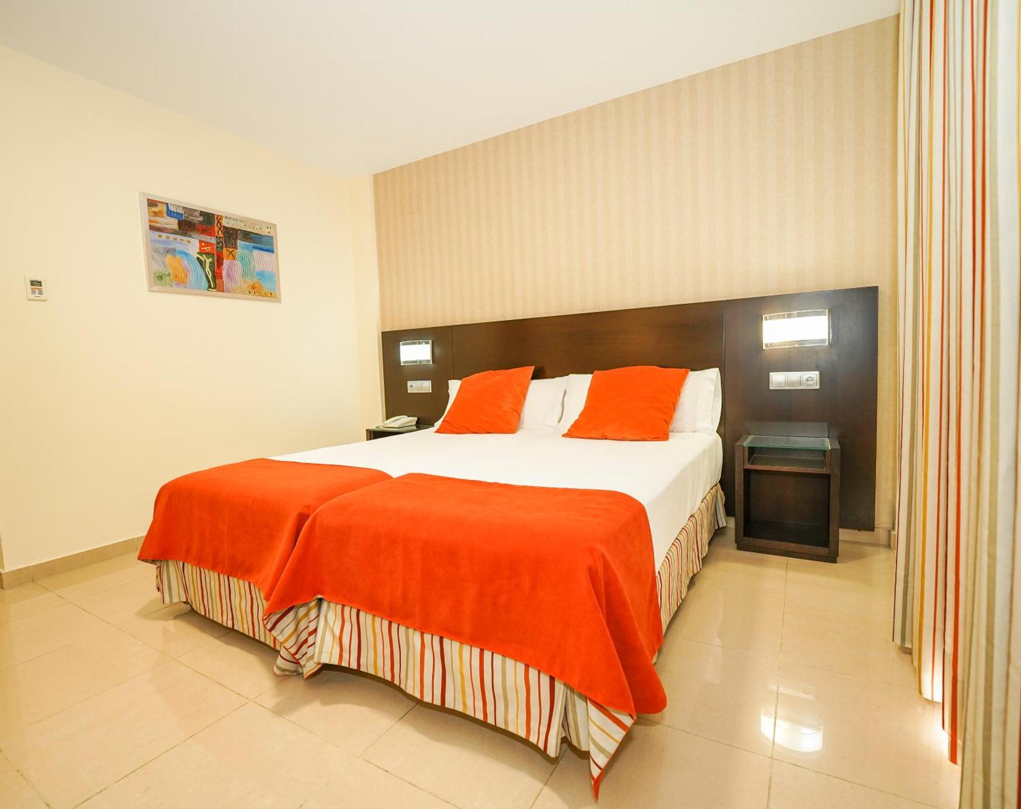 Hotel Pradillo Conil Conil De La Frontera Ngoại thất bức ảnh